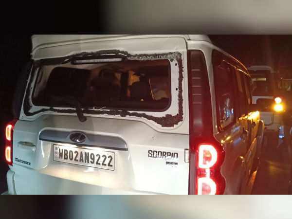 শুভেন্দু-গড়ে বিজেপি রাজ্য সভাপতির কনভয়ে হামলা, উসকানিমূলক মন্তব্যের জের! প্রশ্ন শুভেন্দু-গড়ে বিজেপি রাজ্য সভাপতির কনভয়ে হামলা, উসকানিমূলক মন্তব্যের জের! প্রশ্ন
