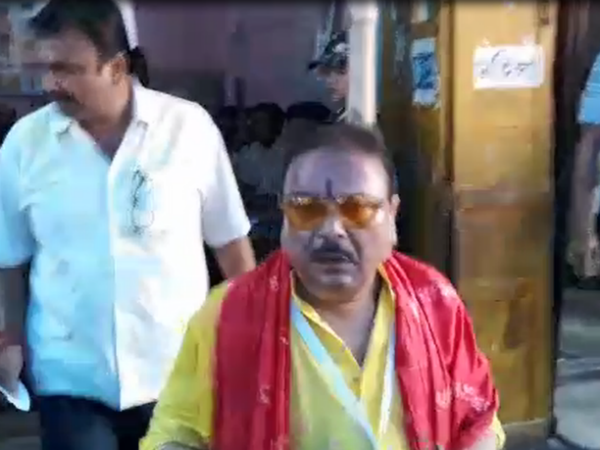 হেভিওয়েট মদনেও শেষ রক্ষা হল না