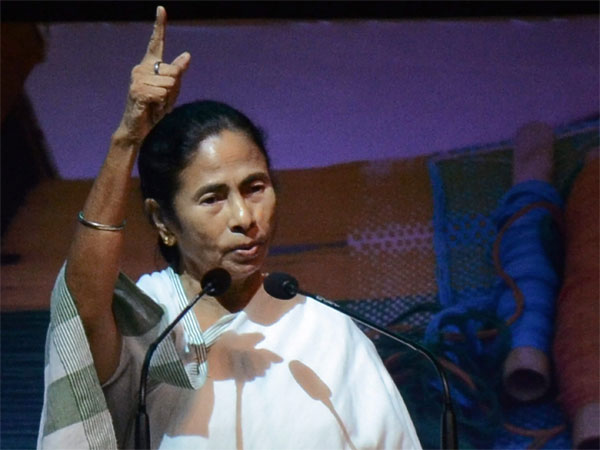 'তার সরকার ভাল করে করেছে মা কর্ণের মন্দির'