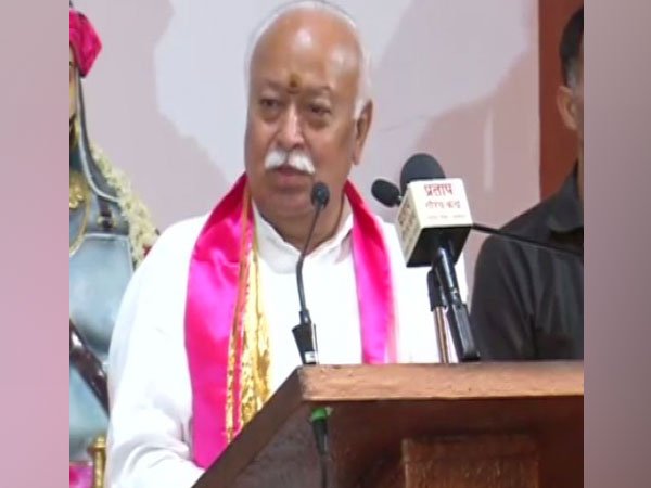 বিজেপি ক্ষমতায় ফিরতেই অযোধ্যায় রামন্দির নিয়ে সরব আরএসএস প্রধান! বিজেপি ক্ষমতায় ফিরতেই অযোধ্যায় রামন্দির নিয়ে সরব আরএসএস প্রধান!