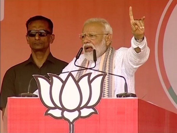 কাশ্মীরে বিজেপি নেতা হত্যা! কড়া প্রতিক্রিয়া প্রধানমন্ত্রী মোদীর কাশ্মীরে বিজেপি নেতা হত্যা! কড়া প্রতিক্রিয়া প্রধানমন্ত্রী মোদীর