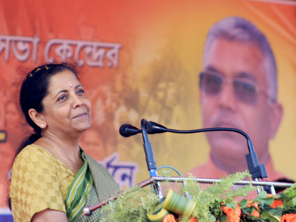মমতার সমালোচনায় সীতারমন