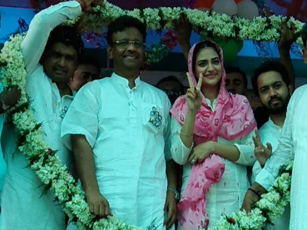 বিজেপি-সিপিএম-কংগ্রেসকে একযোগে আক্রমণ ফিরহাদের, কী বললেন বিজেপি-সিপিএম-কংগ্রেসকে একযোগে আক্রমণ ফিরহাদের, কী বললেন