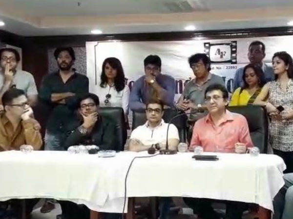 ২০১৯ নির্বাচন মিটতেই বকেয়া টাকা পাওনা ঘিরে ফের ক্ষোভে ফুঁসে উঠল টলি পাড়া! বিস্ফোরক আর্টিস্ট ফোরাম ২০১৯ নির্বাচন মিটতেই বকেয়া টাকা পাওনা ঘিরে ফের ক্ষোভে ফুঁসে উঠল টলি পাড়া! বিস্ফোরক আর্টিস্ট ফোরাম