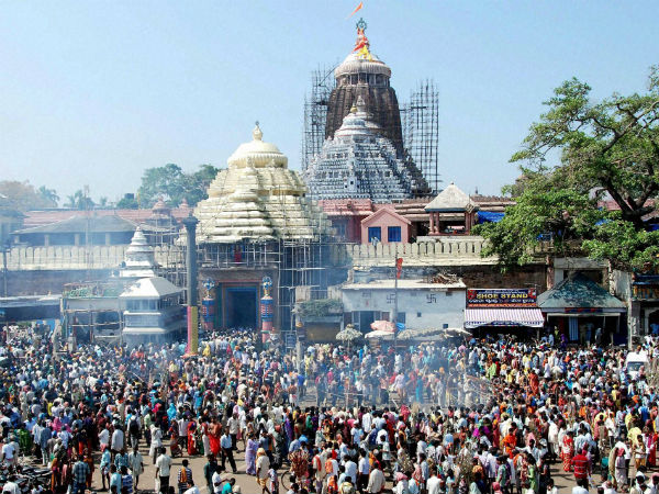 ফণীর প্রভাব সিংহদ্বারে