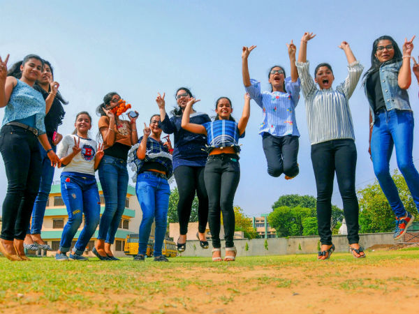 ৫০০ এ ৪৯৯ নম্বর পেয়েছে ১৩ জন, CBSE-র ১০ম শ্রেণির ফলপ্রকাশ হতেই চমক ৫০০ এ ৪৯৯ নম্বর পেয়েছে ১৩ জন, CBSE-র ১০ম শ্রেণির ফলপ্রকাশ হতেই চমক