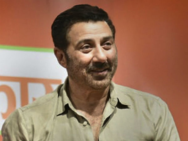 প্রথমবারের ৩০০ জন সাংসদ