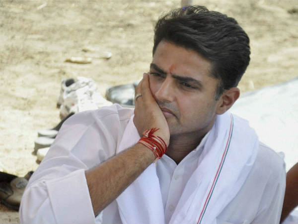 পাইলটপন্থী বিধায়কদের আক্রমণ