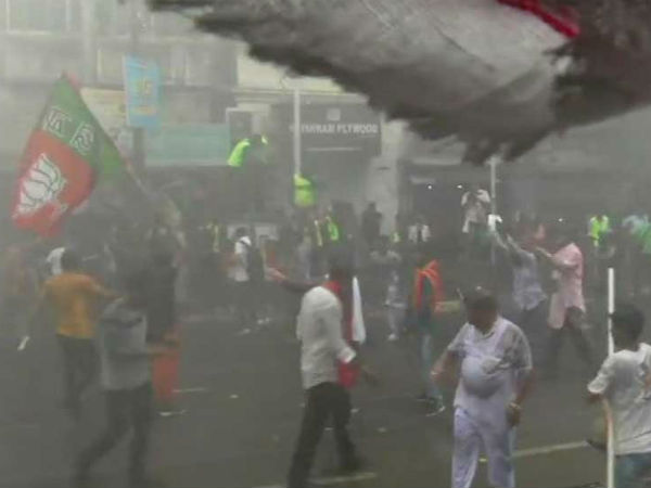 ন্যাজাট-কাণ্ডে প্রতীকী অভিযান