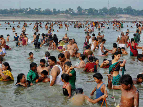 কী কী দান করবেন?