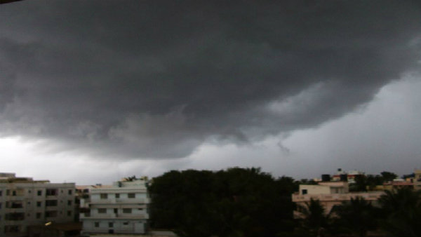 বর্ষায় দেরি কেন