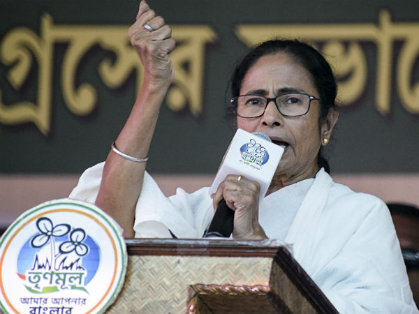 এই 'বহিরাগত' রাজনৈতিক সংস্কৃতিকে কেউ যদি বাংলায় এনে থাকেন, তাহলে তা মমতাই