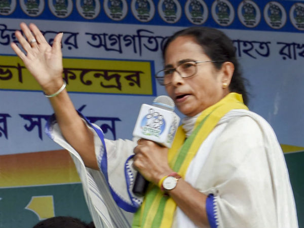 গত বছরের শেষে ছটপুজোতে মমতা যে দু'দিন ছুটি দিলেন, কিসের জন্যে?