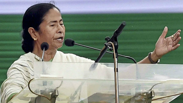 পুর প্রশাসকদের মেয়াদ বাড়াতে বিল আনছে তৃণমূল সরকার পুর প্রশাসকদের মেয়াদ বাড়াতে বিল আনছে তৃণমূল সরকার