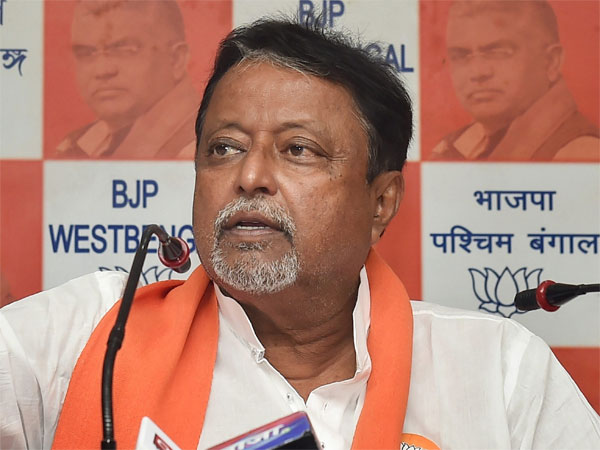 'মমতার বিরুদ্ধে এফআইআর হওয়া উচিত'