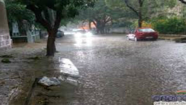 এখনও ভারী বৃষ্টির পূর্বাভাস