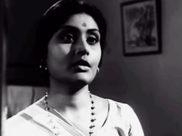 রুমা গুহঠাকুরতার মৃত্যু সংবাদ পেয়েই শিল্পীর বাড়ি পৌঁছলেন মমতা, রাষ্ট্রীয় মর্যাদায় শেষকৃত্যের ঘোষণা রুমা গুহঠাকুরতার মৃত্যু সংবাদ পেয়েই শিল্পীর বাড়ি পৌঁছলেন মমতা, রাষ্ট্রীয় মর্যাদায় শেষকৃত্যের ঘোষণা