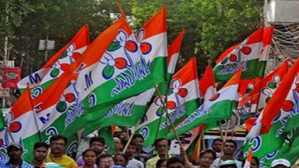 কাটমানি নিয়ে মমতার হুঁশিয়ারির পরেই ব্যবস্থা! গ্রেফতার প্রভাবশালী তৃণমূল নেতা কাটমানি নিয়ে মমতার হুঁশিয়ারির পরেই ব্যবস্থা! গ্রেফতার প্রভাবশালী তৃণমূল নেতা