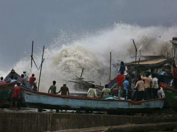 ঘূর্ণিঝড় বুরিভের নামকরণ করল কোন দেশ