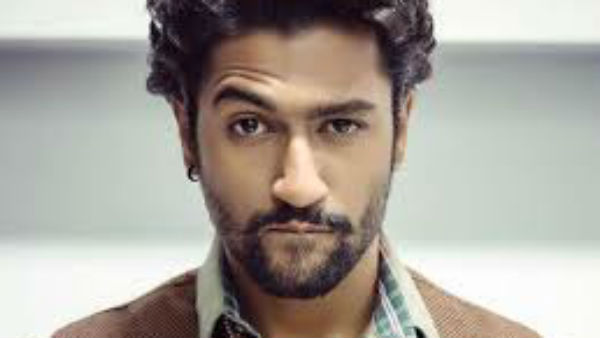 ভিকির প্রেমজীবনে এন্ট্রি নিচ্ছেন কে! ভিডিও ঘিরে বলিউডে জোর জল্পনা ভিকির প্রেমজীবনে এন্ট্রি নিচ্ছেন কে! ভিডিও ঘিরে বলিউডে জোর জল্পনা