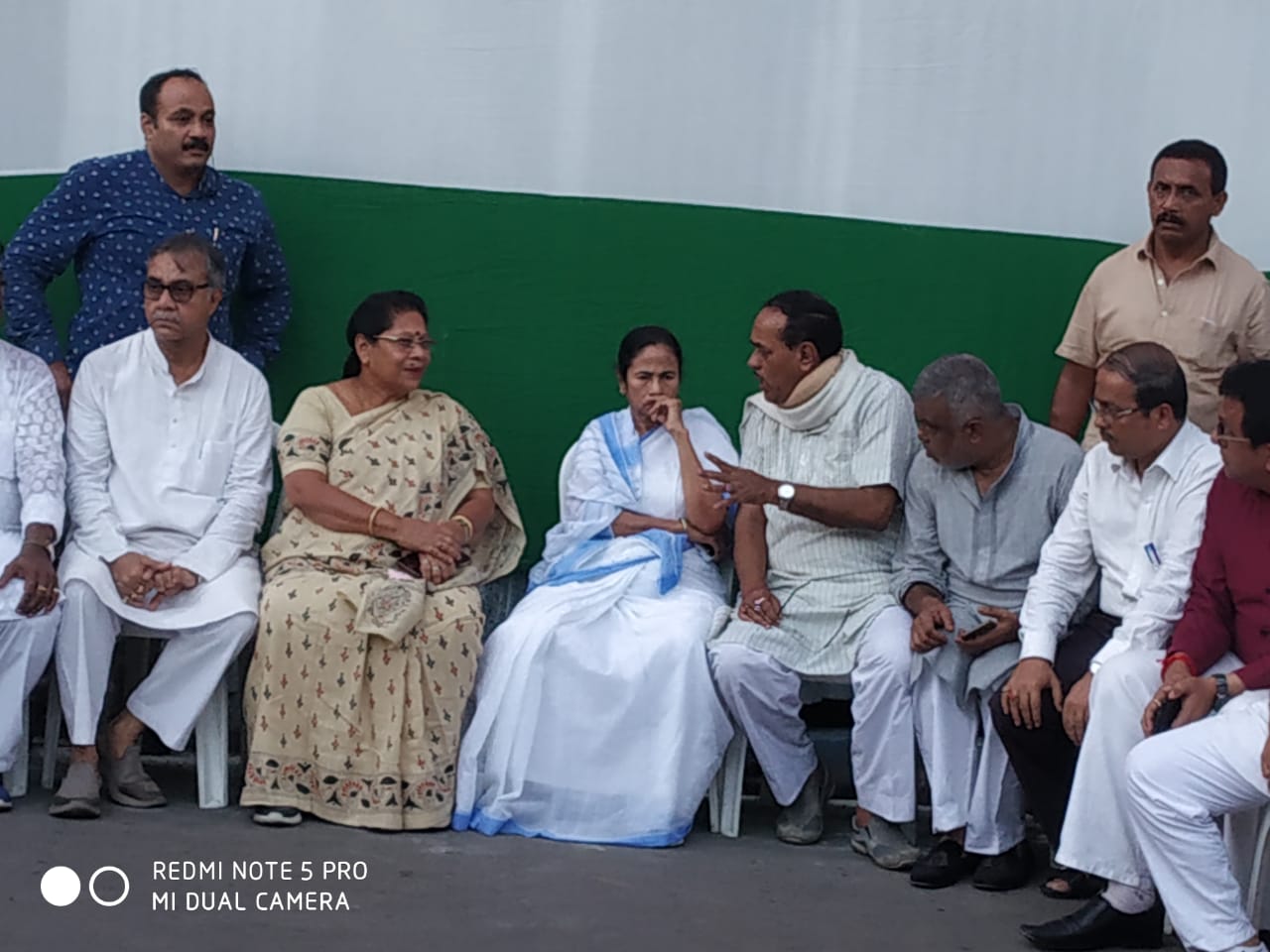 মমতা একুশের বার্তা দেবেন একুশে, প্রস্তুতি তুঙ্গে মমতা একুশের বার্তা দেবেন একুশে, প্রস্তুতি তুঙ্গে