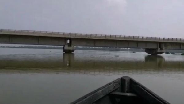 প্লাবনের আশঙ্কা জলপাইগুড়িতে, নতুন ব্রিজ পাচ্ছে বালুরঘাট প্লাবনের আশঙ্কা জলপাইগুড়িতে, নতুন ব্রিজ পাচ্ছে বালুরঘাট