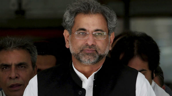 গ্রেফতার প্রাক্তন পাক প্রধানমন্ত্রী শাহিদ খাকন আব্বাসি গ্রেফতার প্রাক্তন পাক প্রধানমন্ত্রী শাহিদ খাকন আব্বাসি