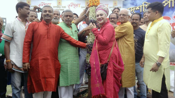 ২০১৯ দুর্গাপুজোতেও বড় চমক রাখছে দেশপ্রিয় পার্ক! হয়ে গেল খুংটি পুজো ২০১৯ দুর্গাপুজোতেও বড় চমক রাখছে দেশপ্রিয় পার্ক! হয়ে গেল খুংটি পুজো