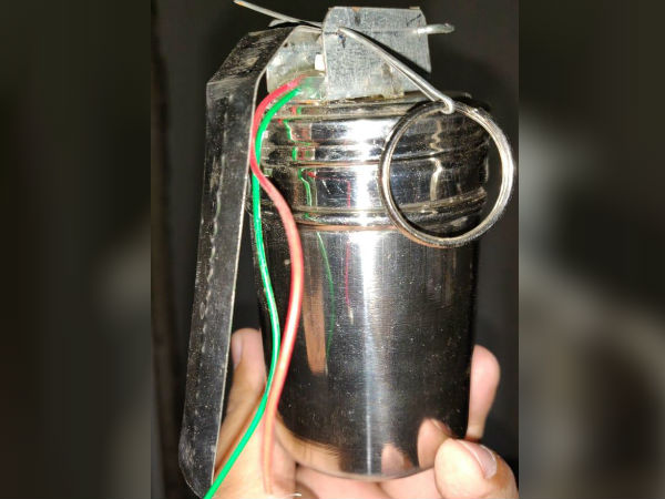 বেঙ্গালুরুতে বম্ব তৈরির কারখানার হদিশ এনআইএ-র! জেএমবি ও খাগড়াগড় যোগে চাঞ্চল্য বেঙ্গালুরুতে বম্ব তৈরির কারখানার হদিশ এনআইএ-র! জেএমবি ও খাগড়াগড় যোগে চাঞ্চল্য