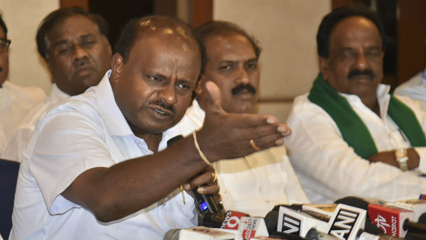 কুমারস্বামী মুখ্যমন্ত্রী হওয়ায় কংগ্রেসের মধ্যে ক্ষোভ বাড়ে