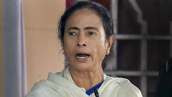 দেশ তীব্র জলসঙ্কটের মুখেে