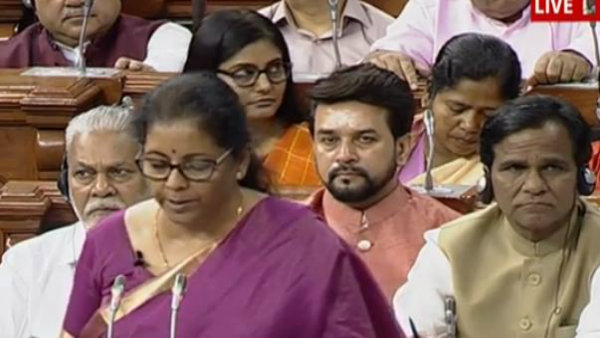 দ্রুতগতিতে এগোচ্ছে ভারতের অর্থনীতি! খুব তাড়াতাড়ি আমরা পৌঁছব ৫ ট্রিলিয়ন ডলারে, বললেন অর্থমন্ত্রী দ্রুতগতিতে এগোচ্ছে ভারতের অর্থনীতি! খুব তাড়াতাড়ি আমরা পৌঁছব ৫ ট্রিলিয়ন ডলারে, বললেন অর্থমন্ত্রী