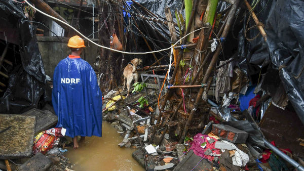 দেওয়াল ধসে পড়লেও আশ্চর্যজনক রক্ষা ৬ মাসের শিশুর