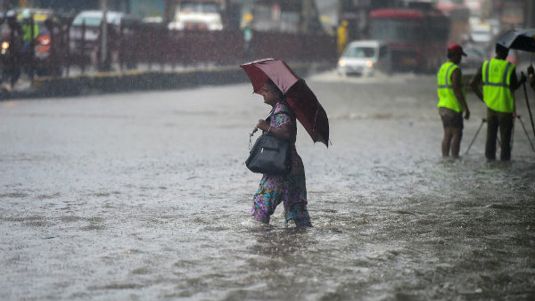 রেলের অবস্থা সংকট জনক