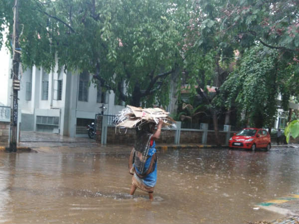 বৃষ্টিতে মৃত্যু