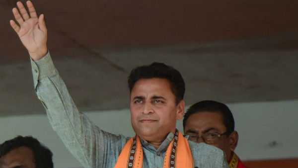 নাইডুর বিরুদ্ধে দুর্নীতির অভিযোগ