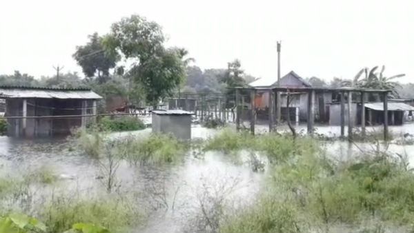 তিস্তায় বাড়ছে জলস্তর! লাল সতর্কতা জারি তিস্তায় বাড়ছে জলস্তর! লাল সতর্কতা জারি