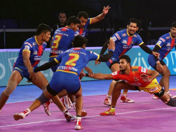 ইউপি যোদ্ধাদের উড়িয়ে প্রো কবাডিতে পা রাখল বেঙ্গল ওয়ারিয়র্স ইউপি যোদ্ধাদের উড়িয়ে প্রো কবাডিতে পা রাখল বেঙ্গল ওয়ারিয়র্স