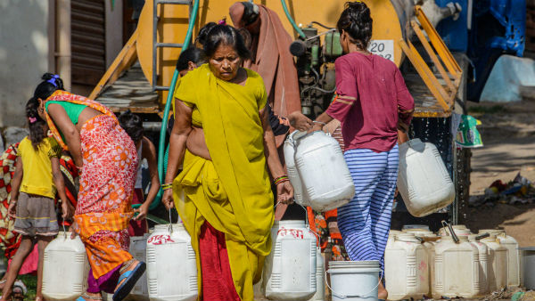 ১০০০-র বেশি মানুষকে নিরাপদে সরানো হয়েছে