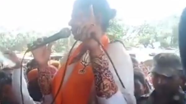 ভদ্রসভ্যরা তৃণমূল করতে পারছেন না