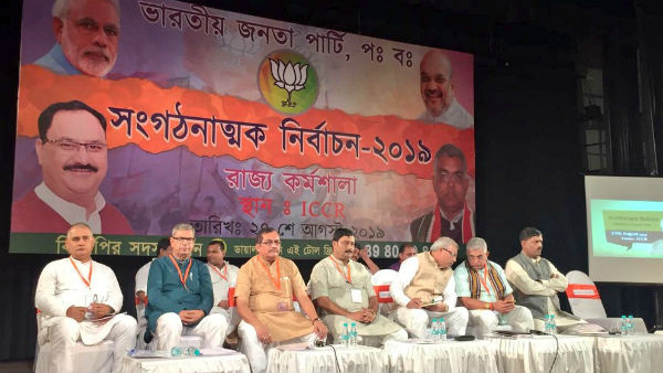 মুকুল-কৈলাশ অনুপস্থিতিতে জল্পনা