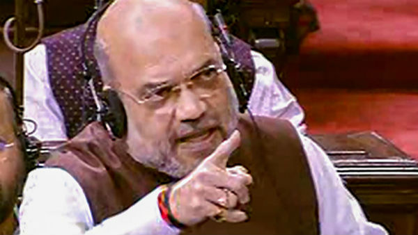 লোকসভায় পেশ হল ৩৭০ ধারা নিয়ে আনা বিল, শুরু তুমুল বিরোধিতা, যুক্তি সাজালেন অমিত শাহ লোকসভায় পেশ হল ৩৭০ ধারা নিয়ে আনা বিল, শুরু তুমুল বিরোধিতা, যুক্তি সাজালেন অমিত শাহ