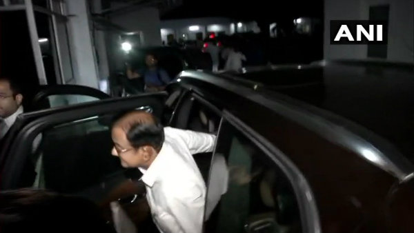 কংগ্রেস দফতরে চিদাম্বরম