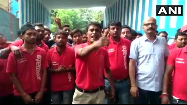 দুটি দাবি জোম্যাটো কর্মীদের