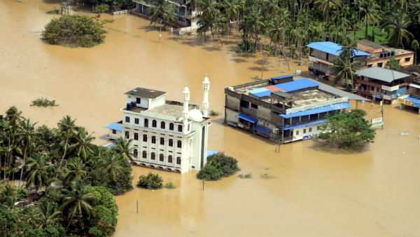 ডুবেছে একের পর এক জেলা