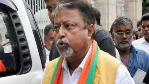 মুকুলের বিরুদ্ধেও চার্জ গঠন