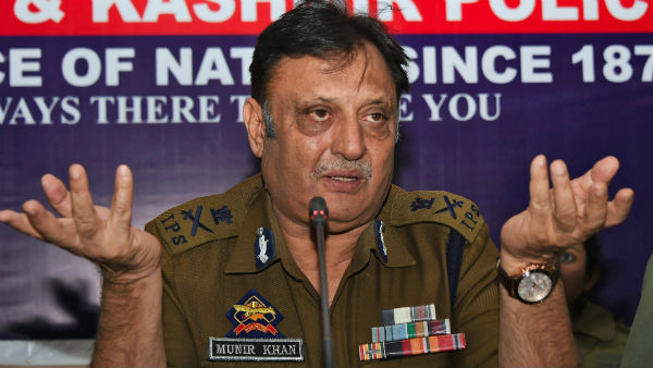 পুরনো ভিডিও সোশ্যাল মিডিয়ায় দেখিয়ে কাশ্মীর অশান্ত প্রমাণের চেষ্টা, দাবি এডিজির পুরনো ভিডিও সোশ্যাল মিডিয়ায় দেখিয়ে কাশ্মীর অশান্ত প্রমাণের চেষ্টা, দাবি এডিজির