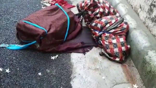 চাদরে মোড়া মহিলার দেহ উদ্ধার বেহালায়, সাতসকালেই চাঞ্চল্য চাদরে মোড়া মহিলার দেহ উদ্ধার বেহালায়, সাতসকালেই চাঞ্চল্য