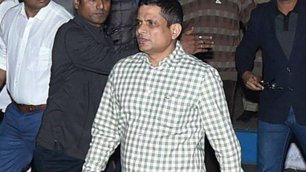সারদার পর রোজভ্যালি মামলায় রাজীব কুমারকে জেরা! সারদার পর রোজভ্যালি মামলায় রাজীব কুমারকে জেরা!