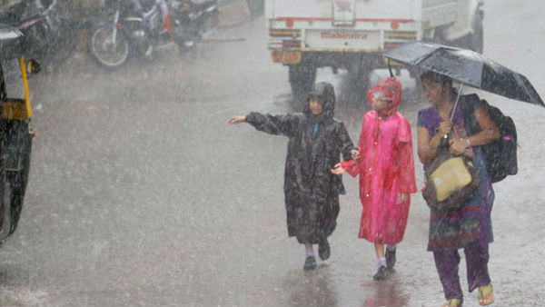 টানা বৃষ্টিতে জেরবার